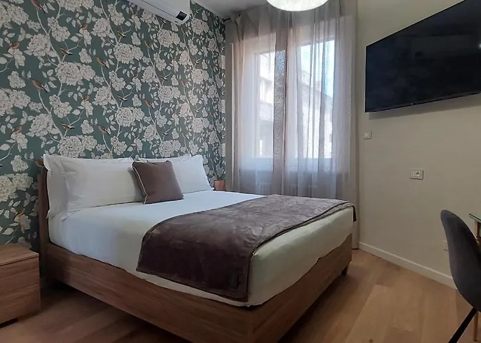 G&G Firenze One Station Apartment